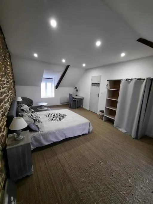 Gite Chambre Matignon 2-4 Pers 5 Kms Mer Spa Holiday home